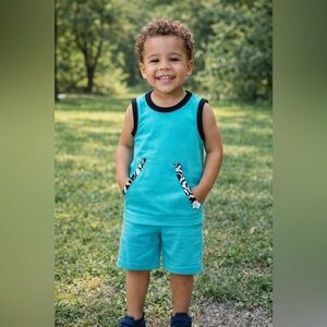 TheMINIclassy Turquoise Lounge Tank and Shorts Set Size 4